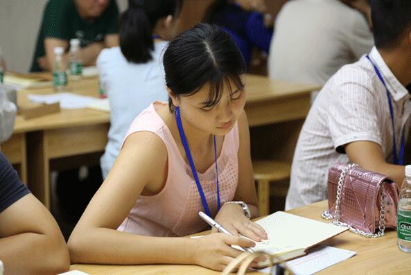 熱烈祝賀天然居第十九期營銷培訓圓滿結業(yè) 熱烈祝賀天然居第十九期營銷培訓圓滿結業(yè)